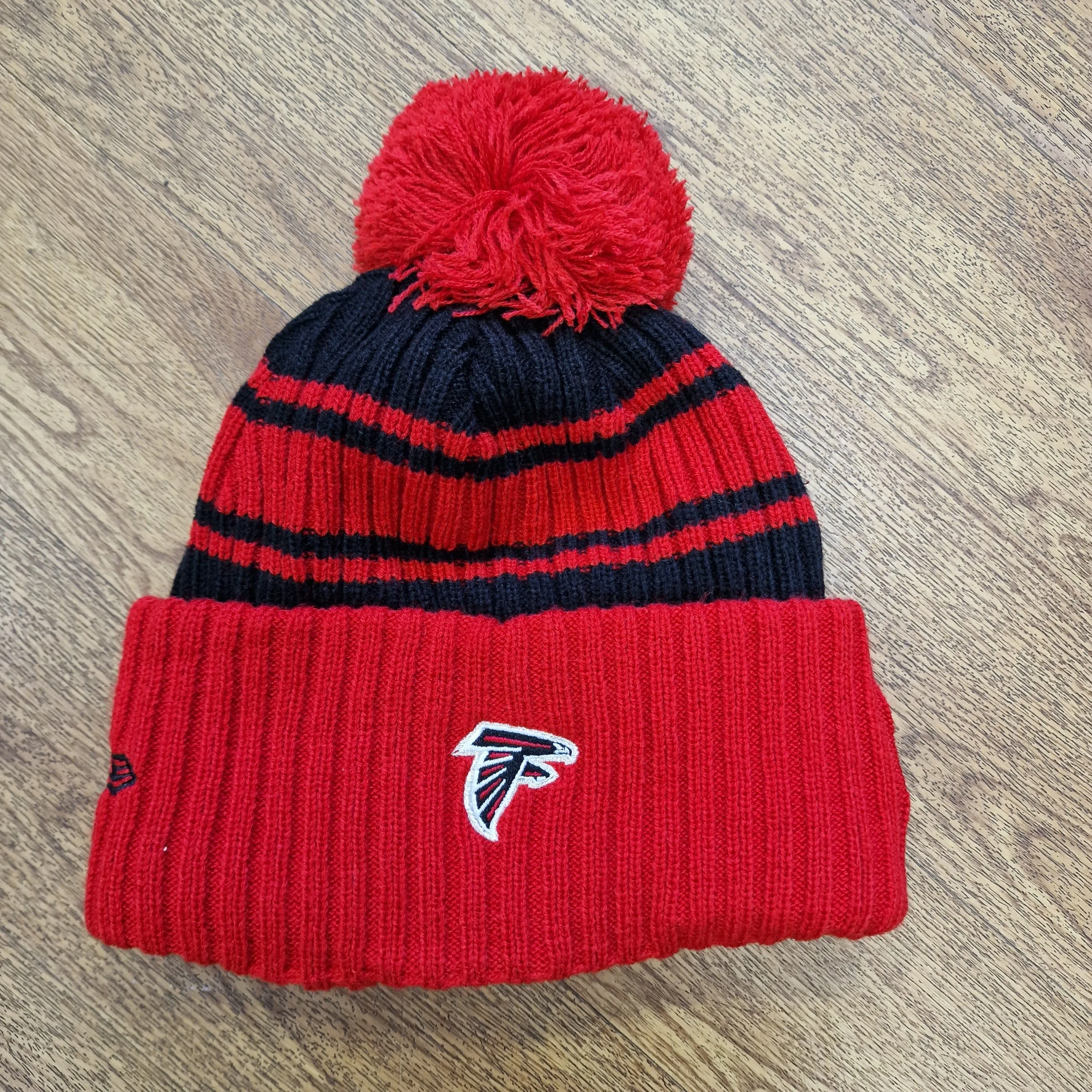 Atlanta Falcons NFL 2022-2023 New Era Sport Knit Beanie