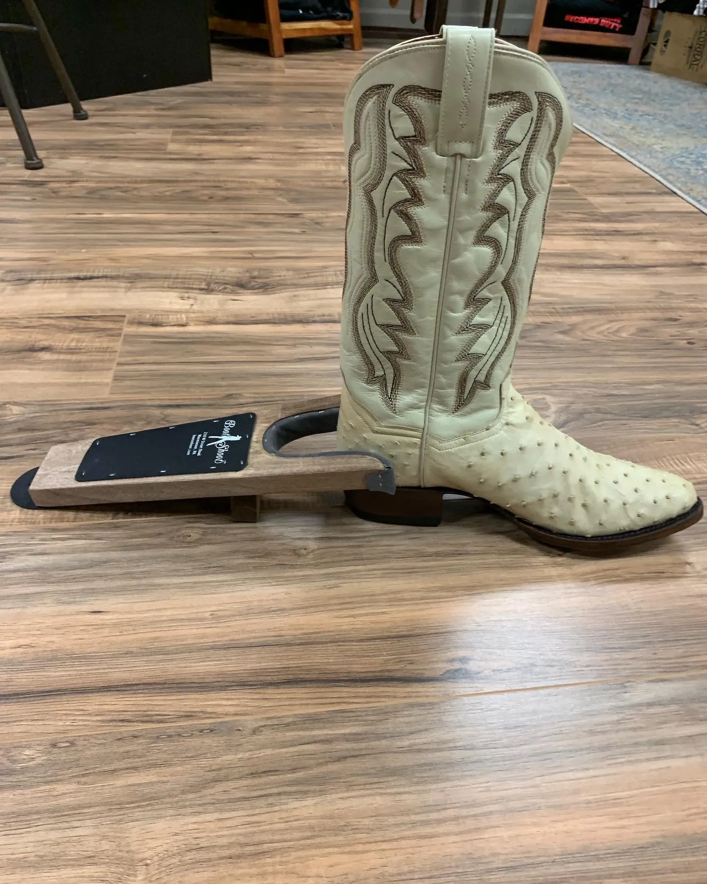 Boot Puller