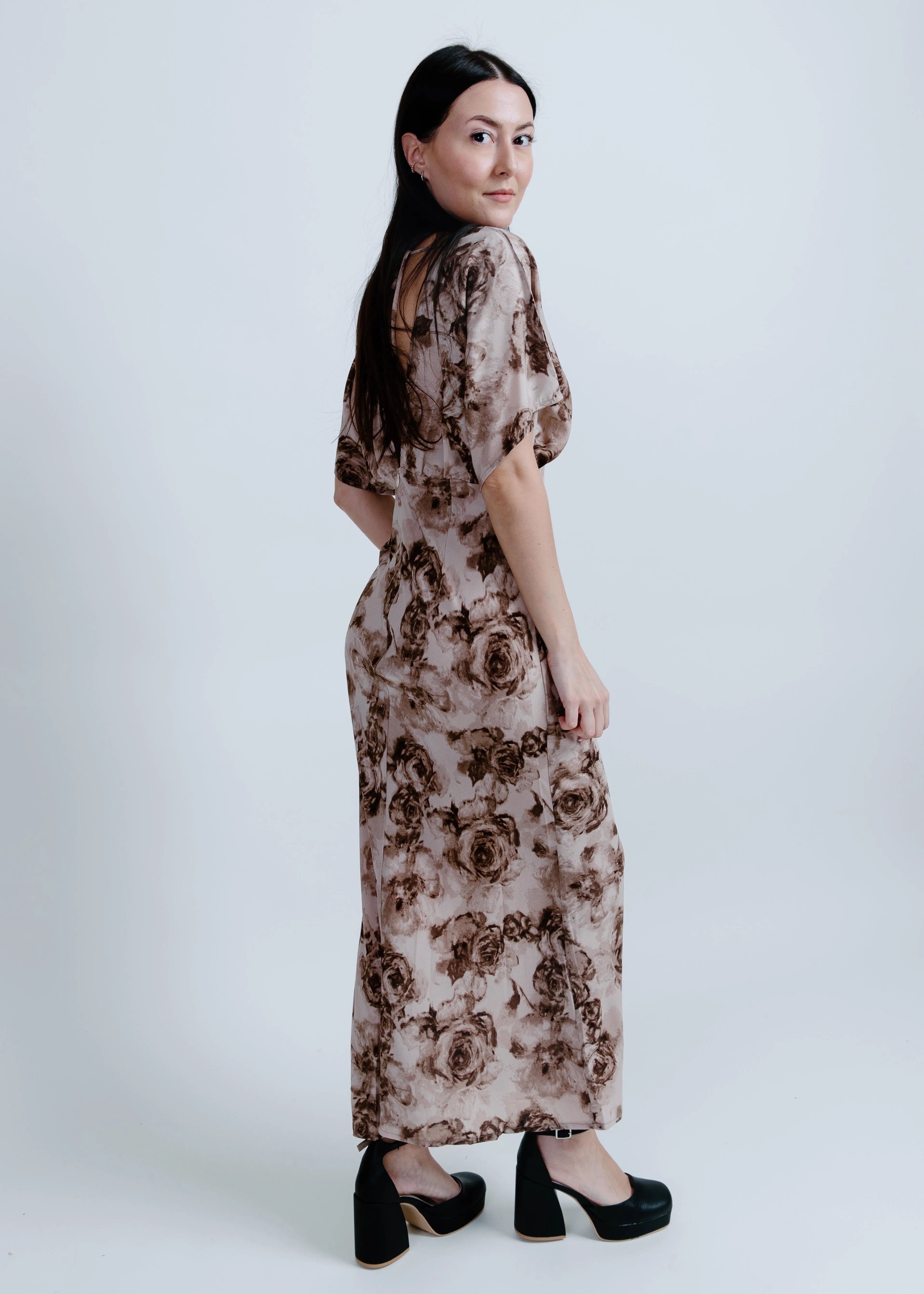 Café Bloom Midi Dress