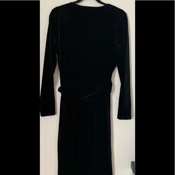 Charter club black velour long sleeved dress, wide front overlap, ties, 10