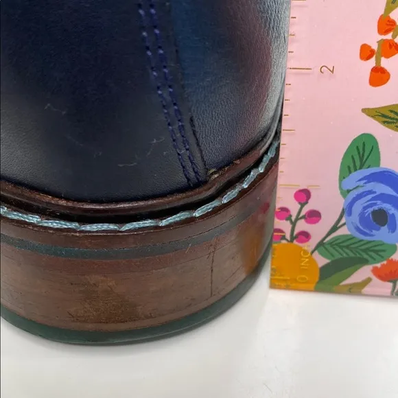 Cole Haan Winterized Colton Leather and Suede Wood Heel Chukka Boot Size 9 Navy