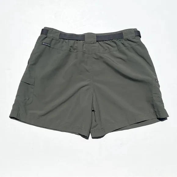 COLUMBIA Women’s “Sandy River” Green Belted Cargo Short size large