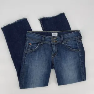 Hudson Beth Mid-rise Baby Boot Jeans Elm Frayed Hem Medium Wash 27 Flap Pocket