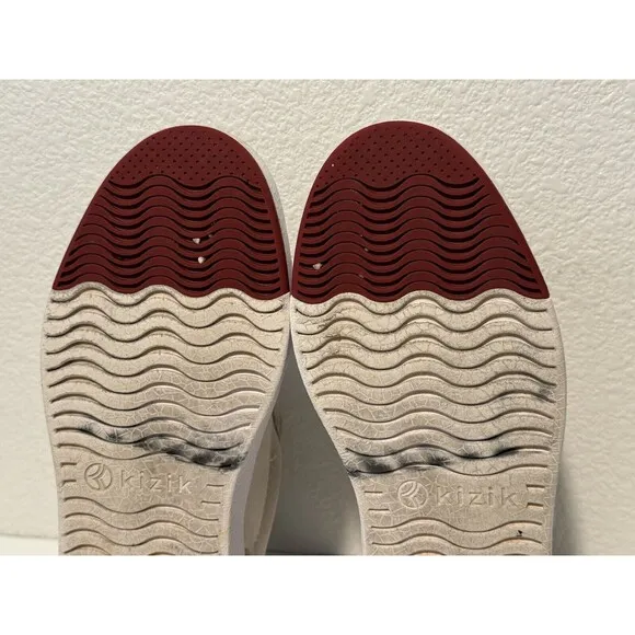 KIZIK Prague Casual Sneakers Shoes Mens Sz 7.5 Women Sz 9 Wide Cream Red Knit