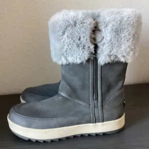 Koolaburra by UGG Women's Tynlee Fashion Boot, size 9