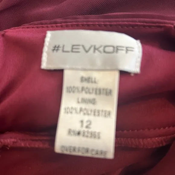 Levkoff bridesmaid dressHalterChiffon A-line Gown wine Burgundy 12Fb