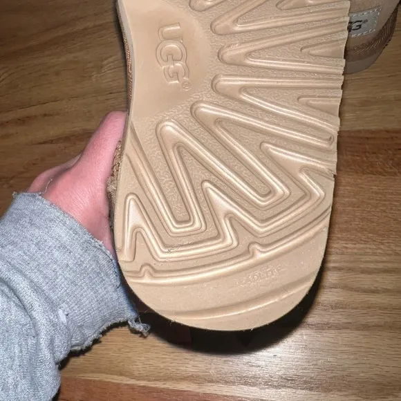 Little Girl Size 9 Bailey Bow in Chestnut
