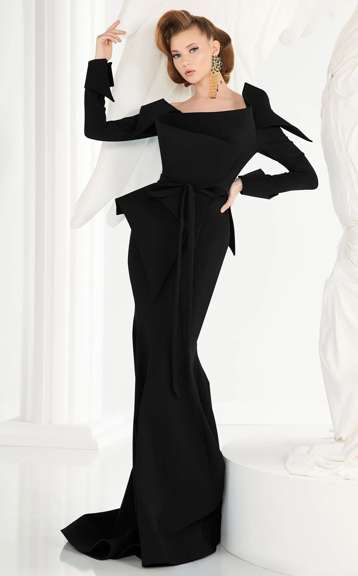 MnM Couture 2540