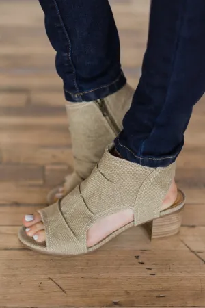 Not Rated Anna Heels- Sand