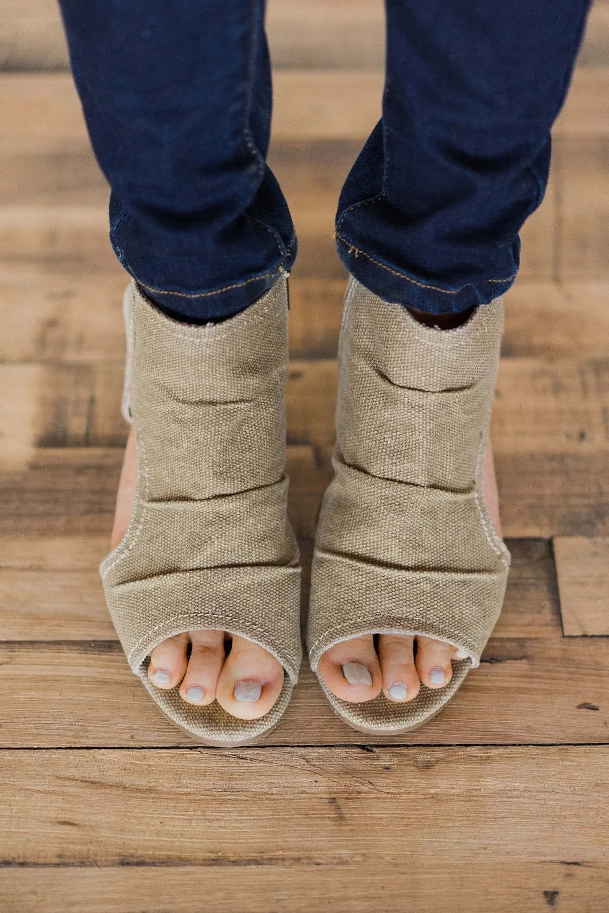 Not Rated Anna Heels- Sand