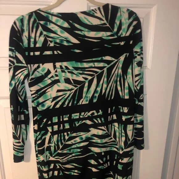 NWT BCBG long sleeve sheath dress👗leaf 🍃detail
