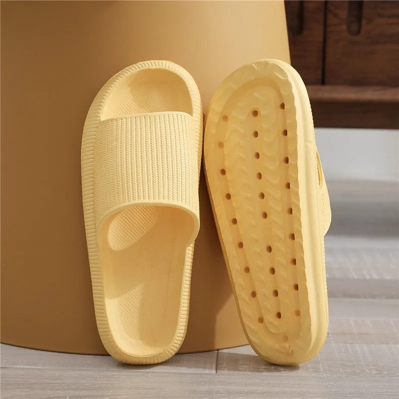 "ESSENTIAL" Sandales Claquettes en plastique vert - URB1™