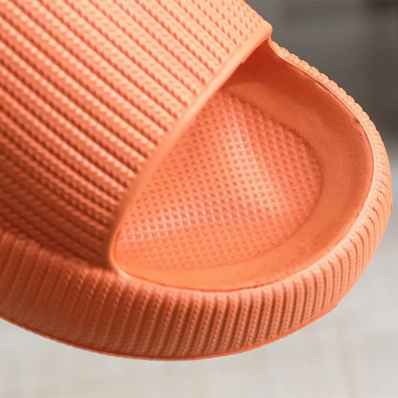 "ESSENTIAL" Sandales Claquettes en plastique vert - URB1™