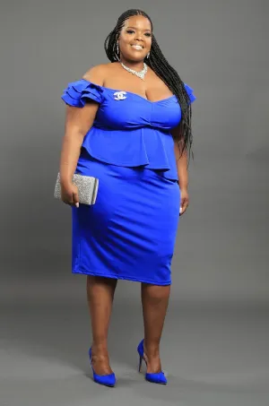 "Ladylike" Curvy