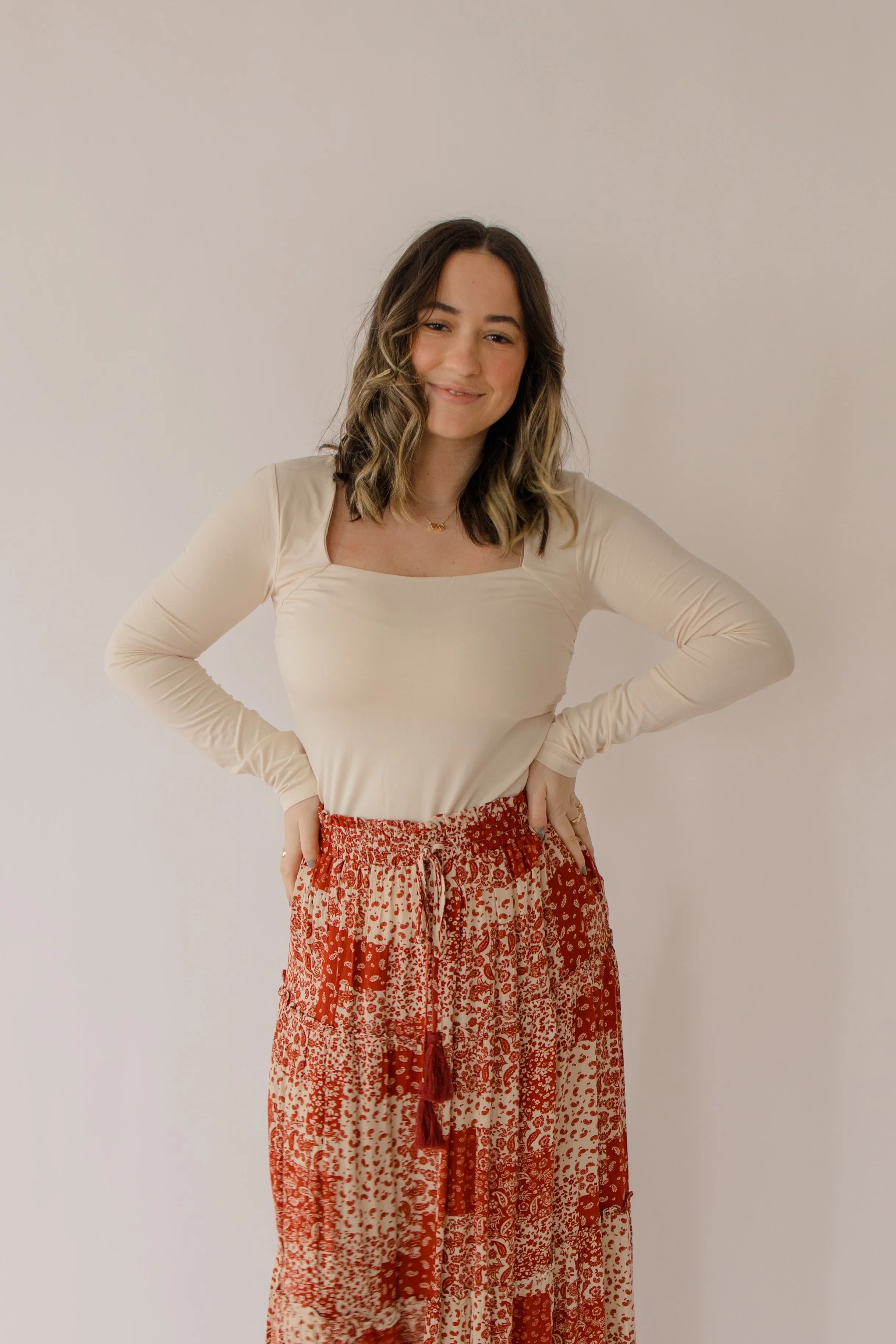 RUCHED WAIST SQUARE NECK TOP