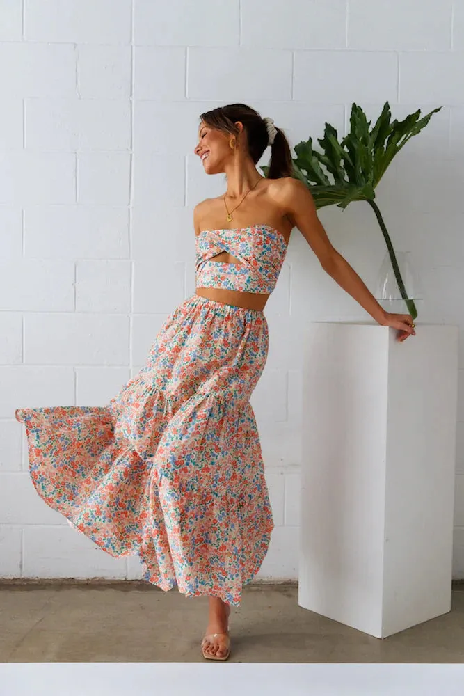 So Particular Crop Floral