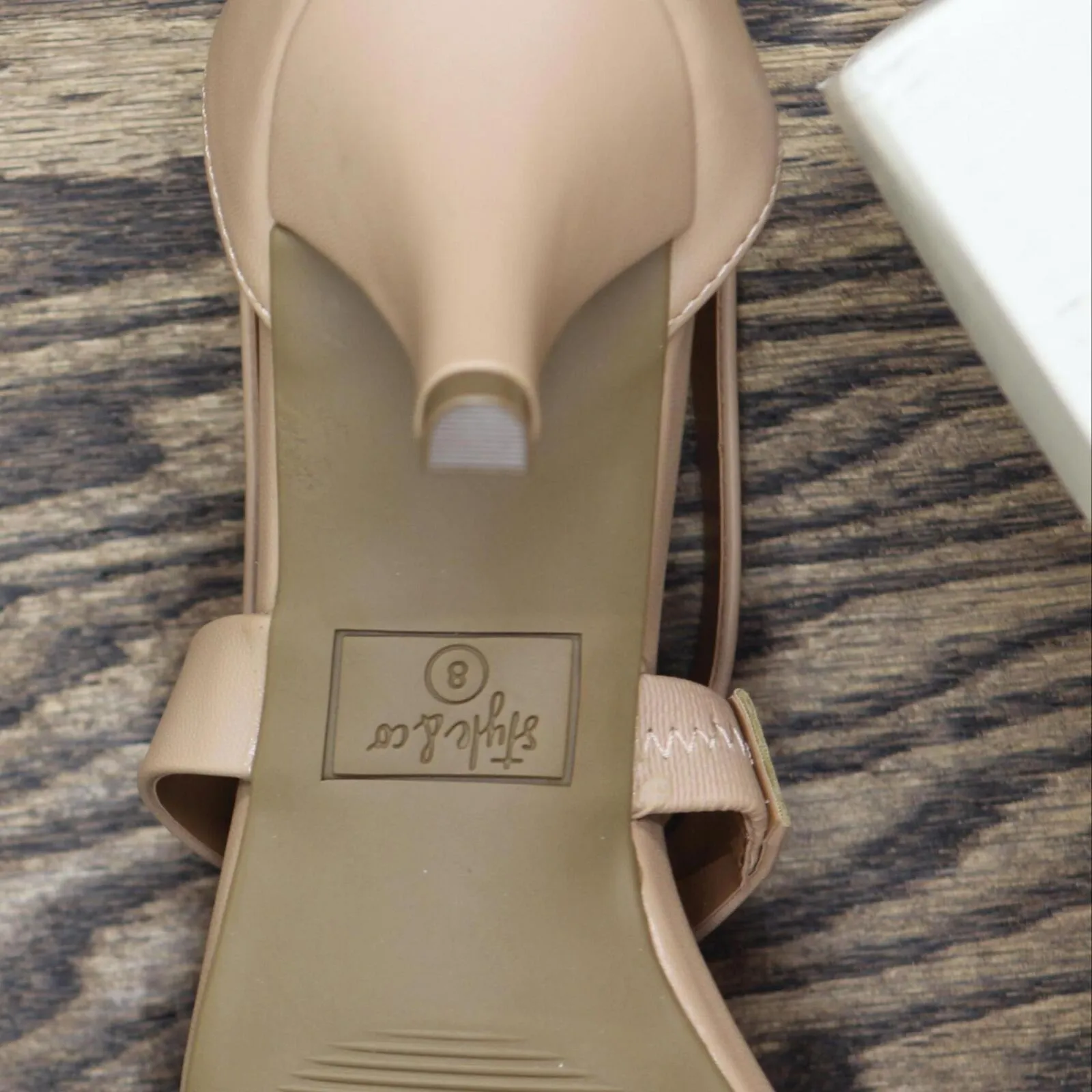 Style & Co. Womens Paysonn Criss-Cross Front Kitten Heels Beige Brown 8M