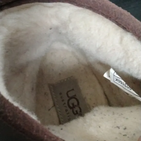 UGG WATERPROOF BOOTIES