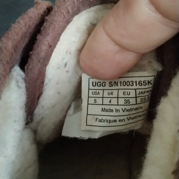 UGG WATERPROOF BOOTIES