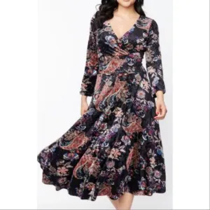 Unique Vintage Plus Size Velvet Textured Dark Floral Paisley Maxi Dress 2X Retro