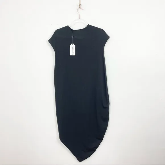 Universal Standard Geneva Dress in Black