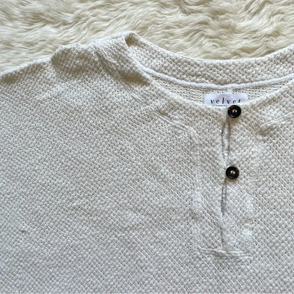 Velvet by Graham and Spencer Poncho Butterfly Sleeve Knit Pullover Cream M